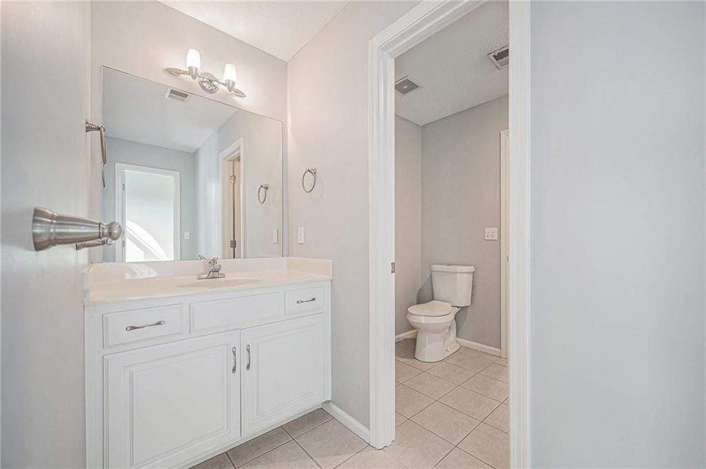 6308 N Cypress Avenue — photo 29