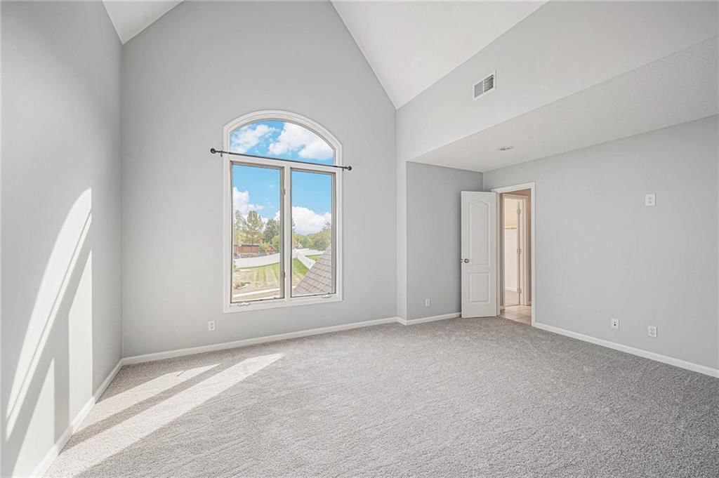 6308 N Cypress Avenue — photo 31