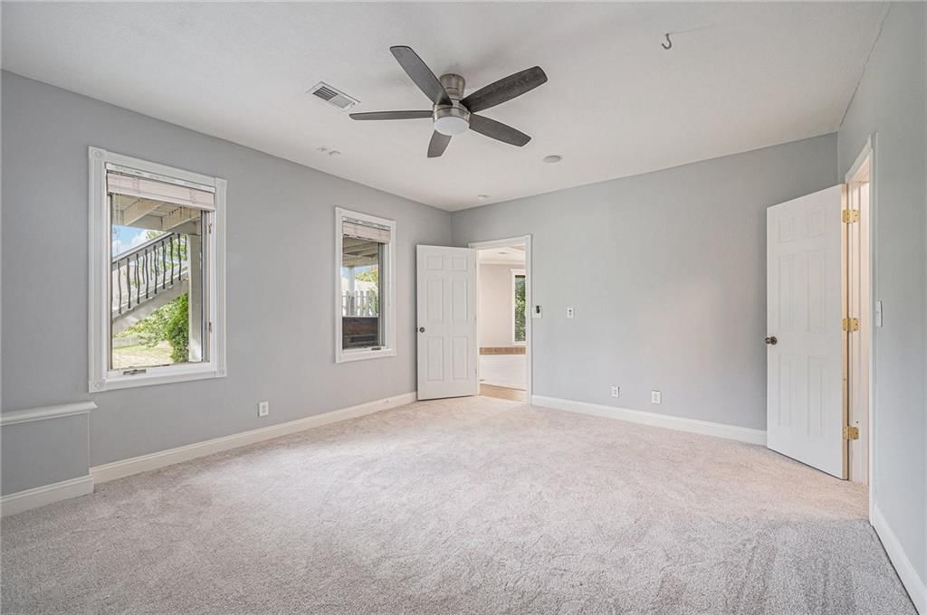 6308 N Cypress Avenue — photo 40