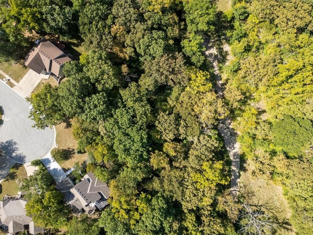 Photo 11 of 12 - 240 Whitlock Drive