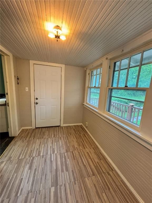 703 W 8th Street — photo 18