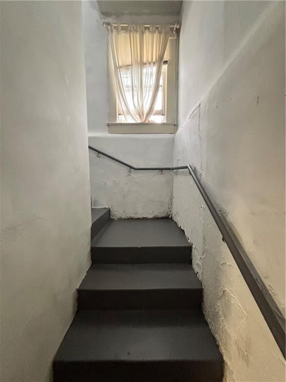 703 W 8th Street — photo 19