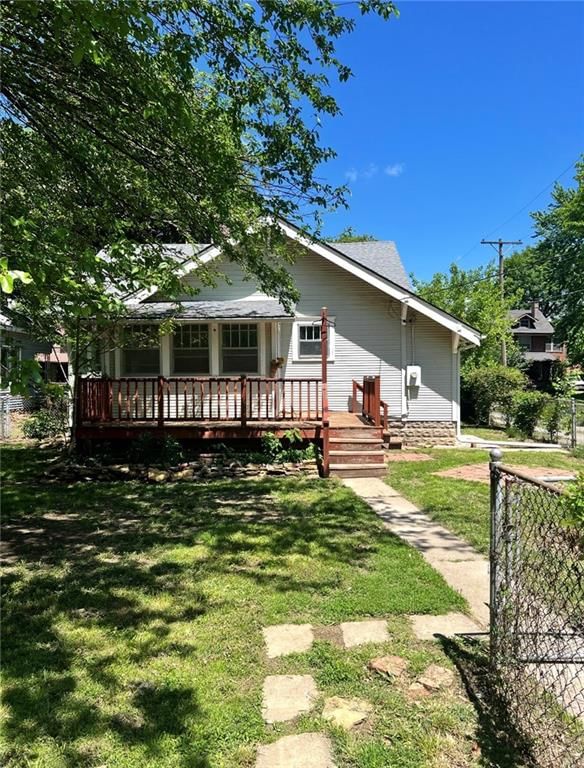 703 W 8th Street — photo 21