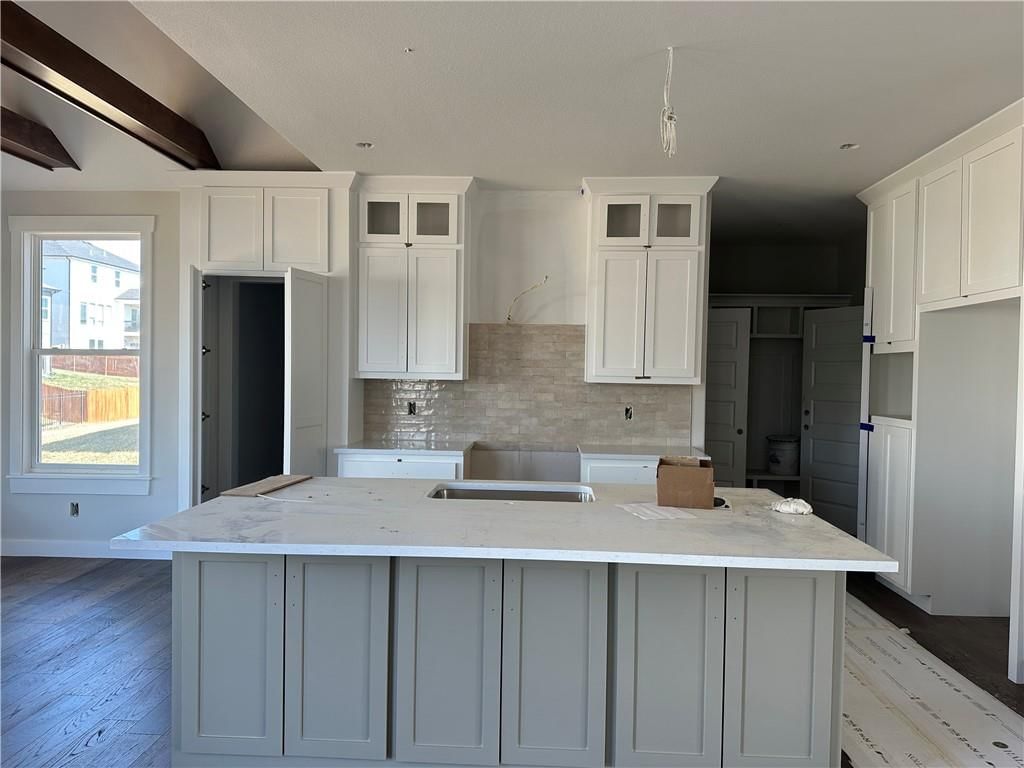 2354 SW Hickory Lane — photo 7