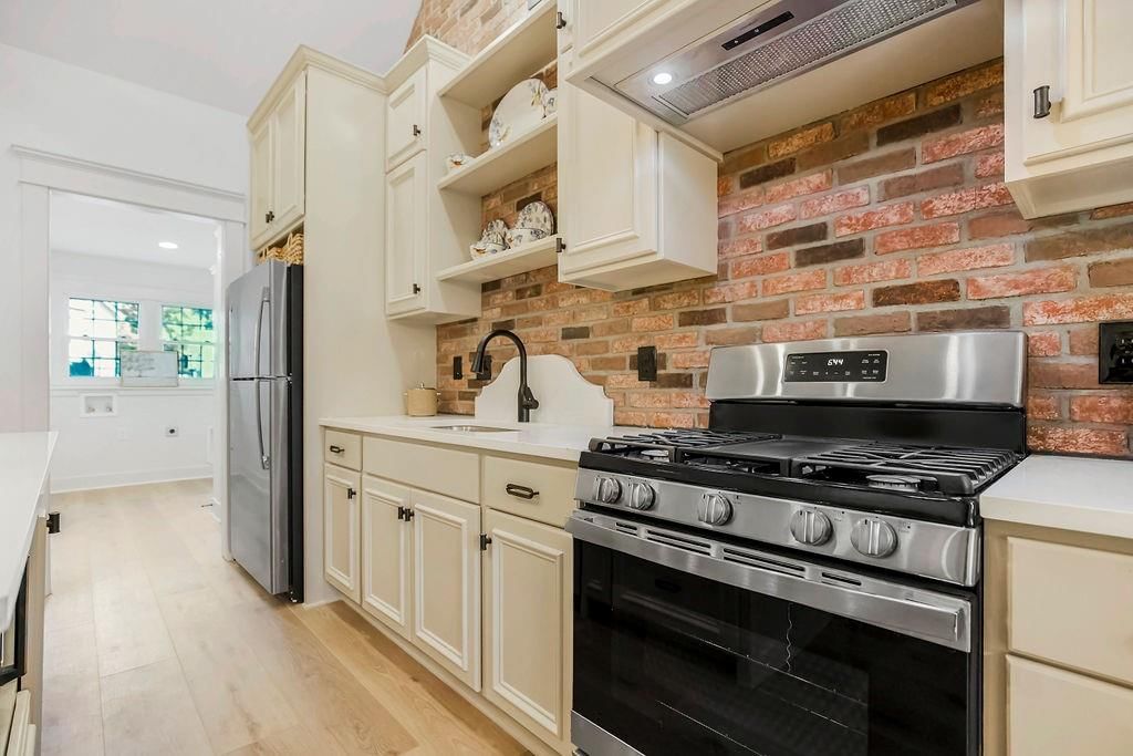 407 S Paola Street — photo 14