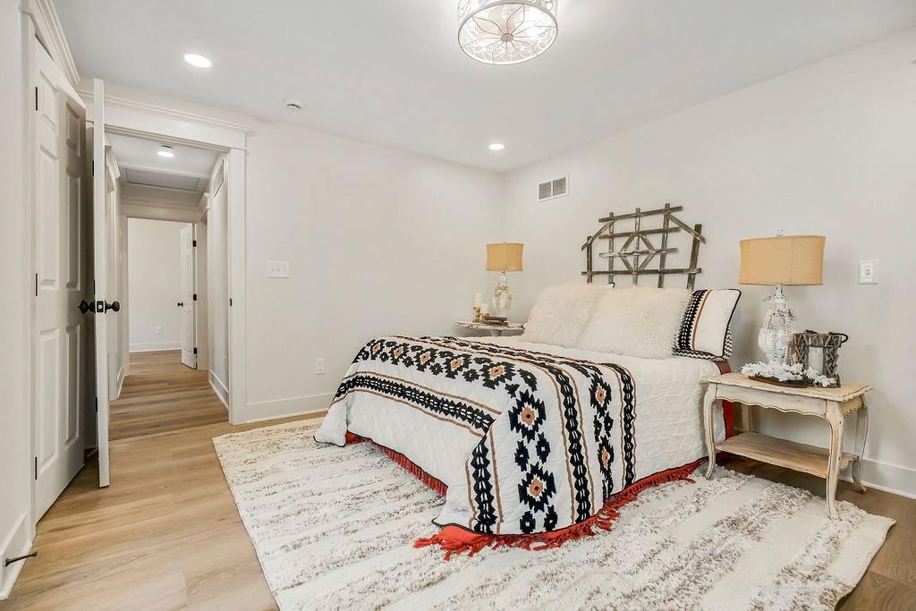 407 S Paola Street — photo 23