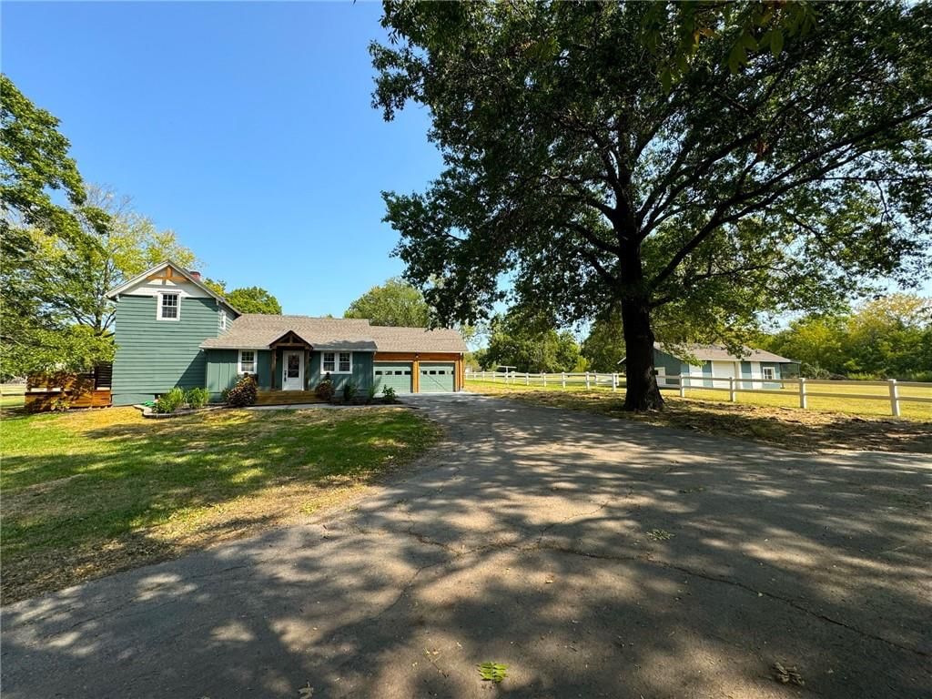 407 S Paola Street — photo 43