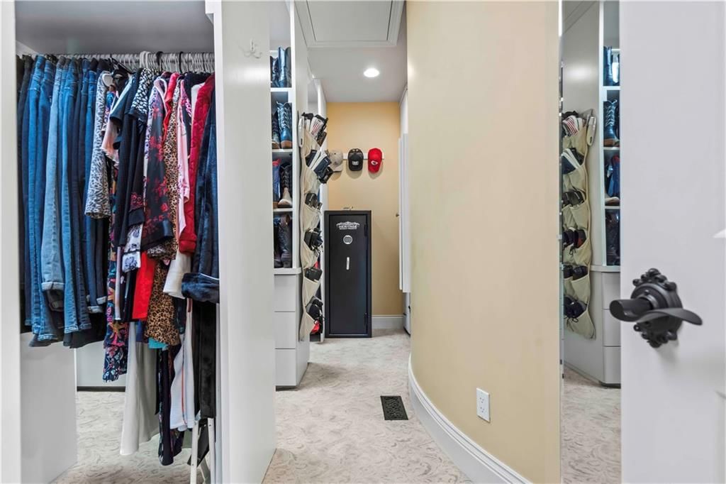 422 Southshore Drive — photo 37