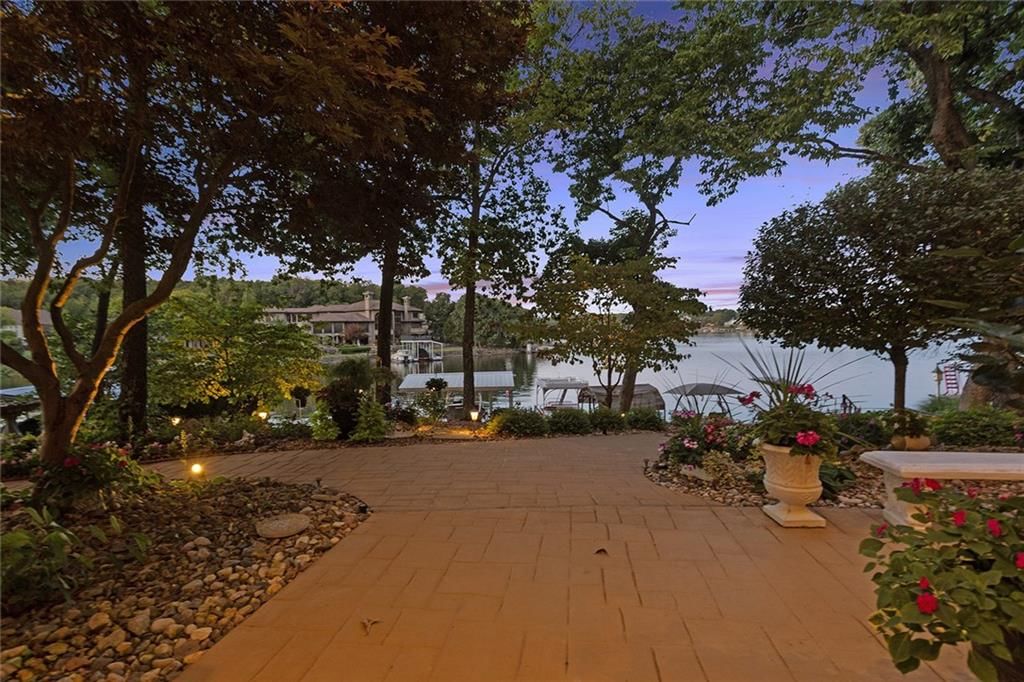 422 Southshore Drive — photo 93