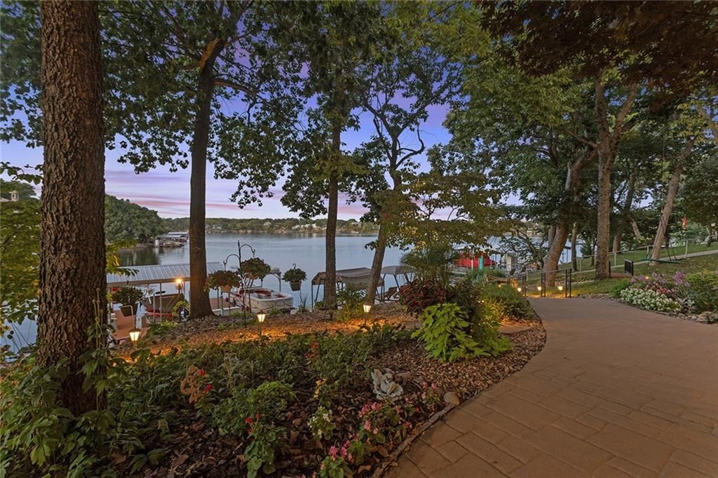 422 Southshore Drive — photo 94