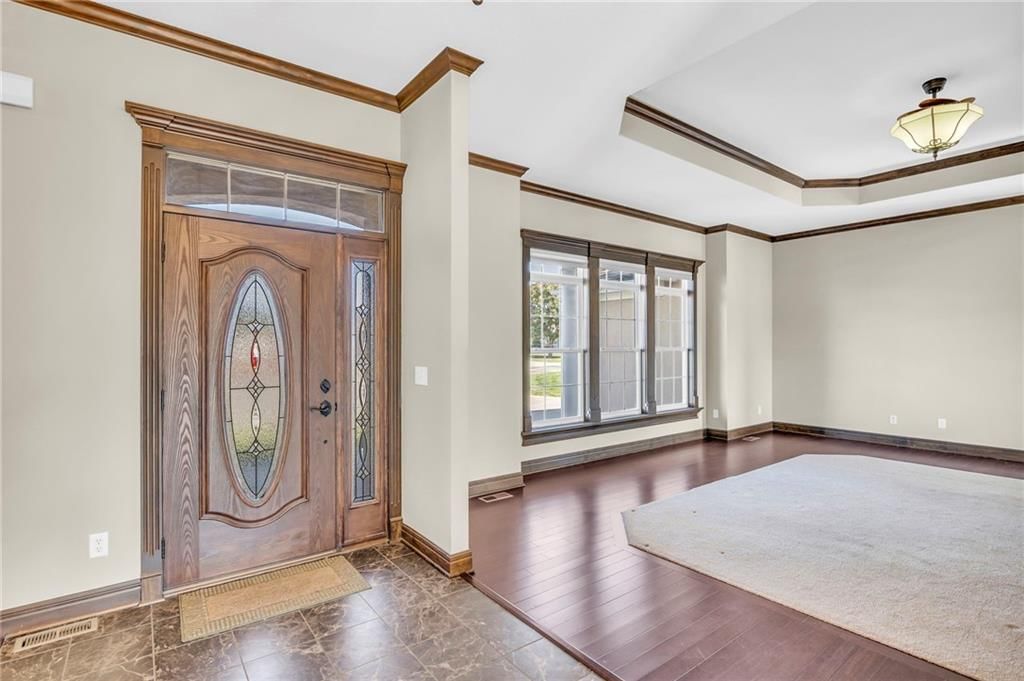 22621 Cole Court — photo 6