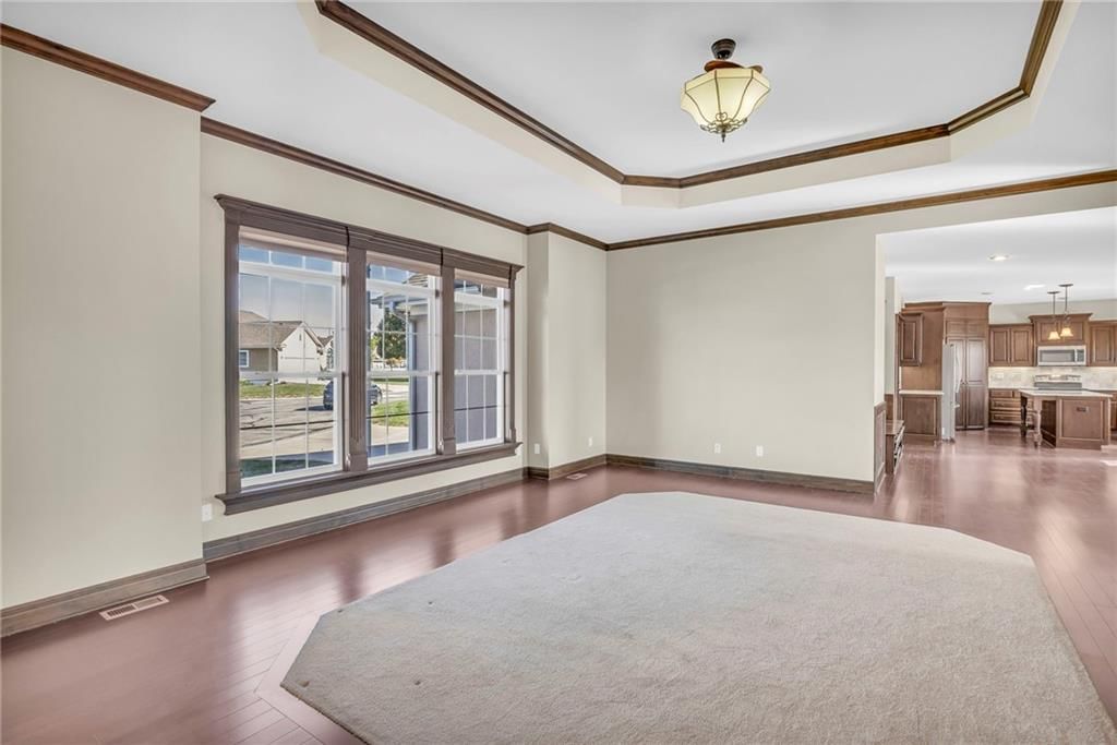 22621 Cole Court — photo 8