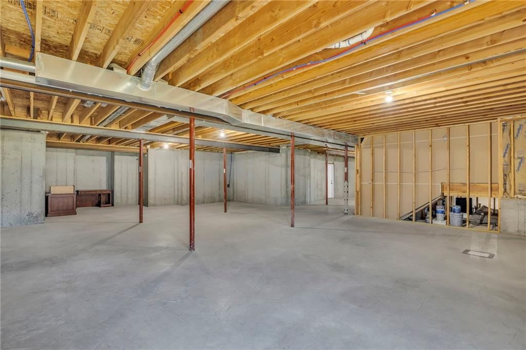 22621 Cole Court — photo 37