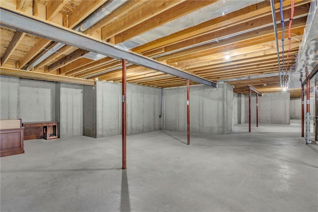 22621 Cole Court — photo 38