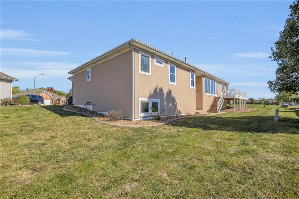 22621 Cole Court — photo 48