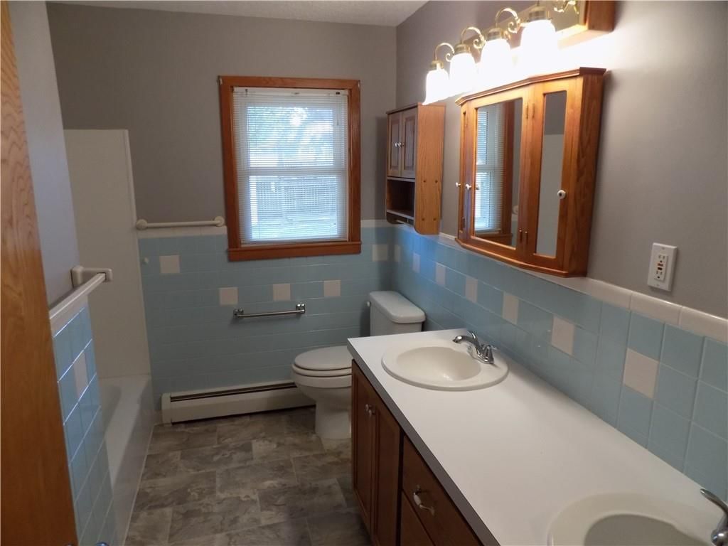 328 W 15th Street — photo 7