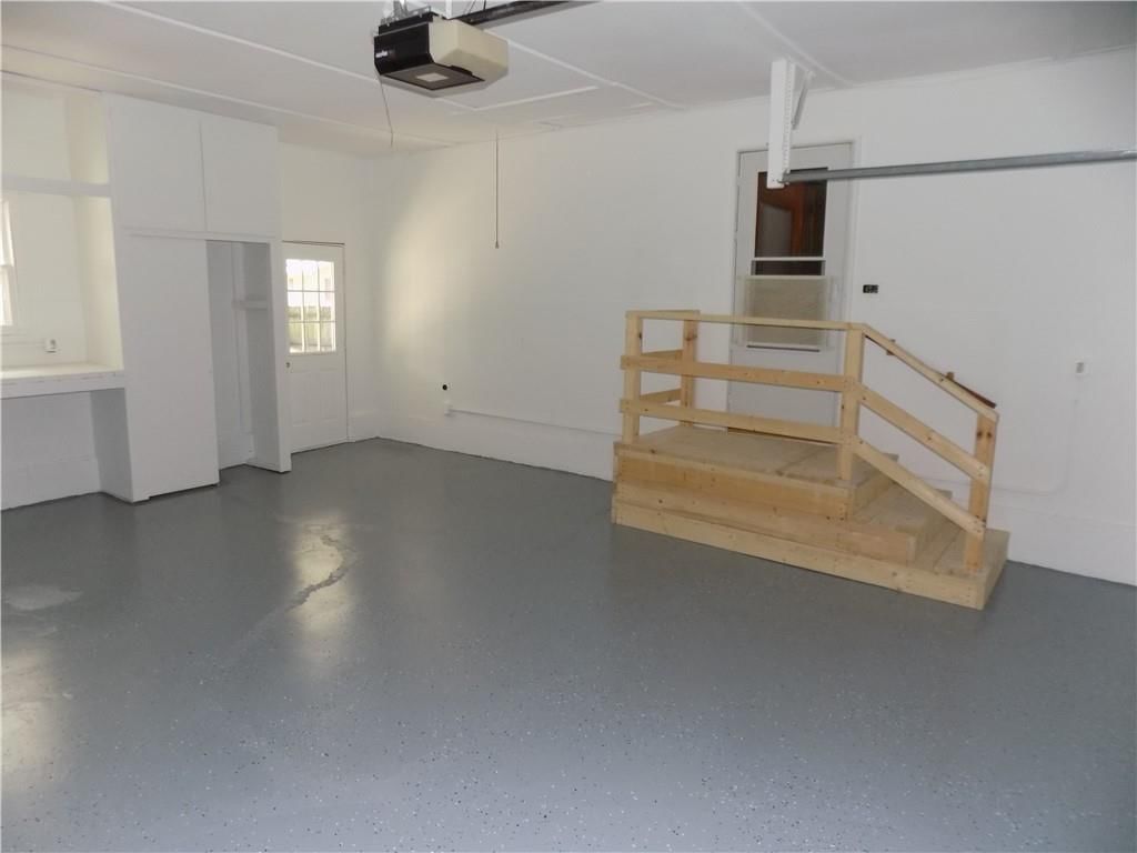 328 W 15th Street — photo 16
