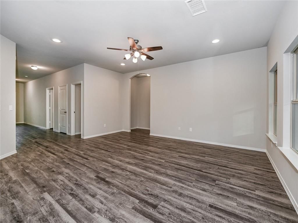 20329 W 194th Street — photo 5