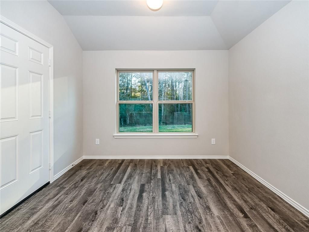 20329 W 194th Street — photo 9