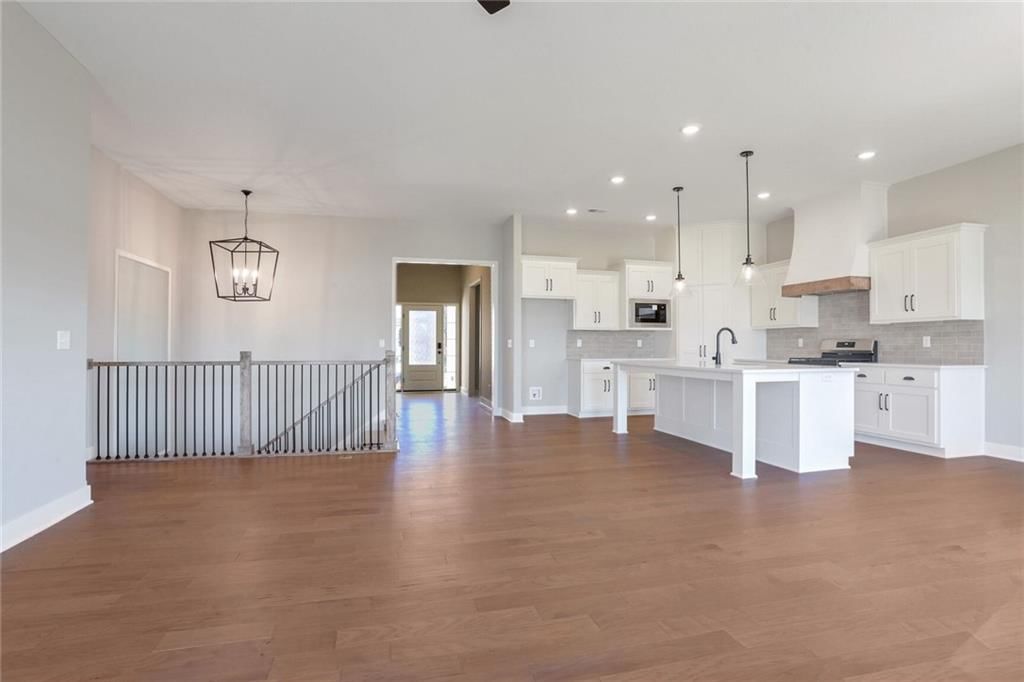 7090 NW Forest Lakes Drive — photo 5
