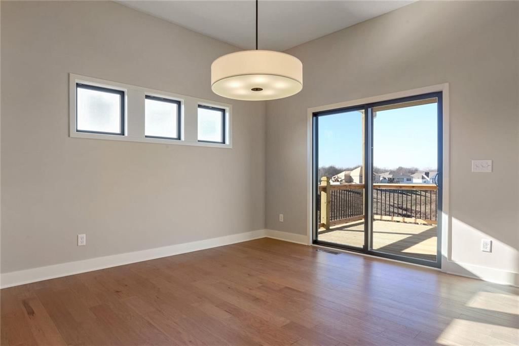 7090 NW Forest Lakes Drive — photo 11