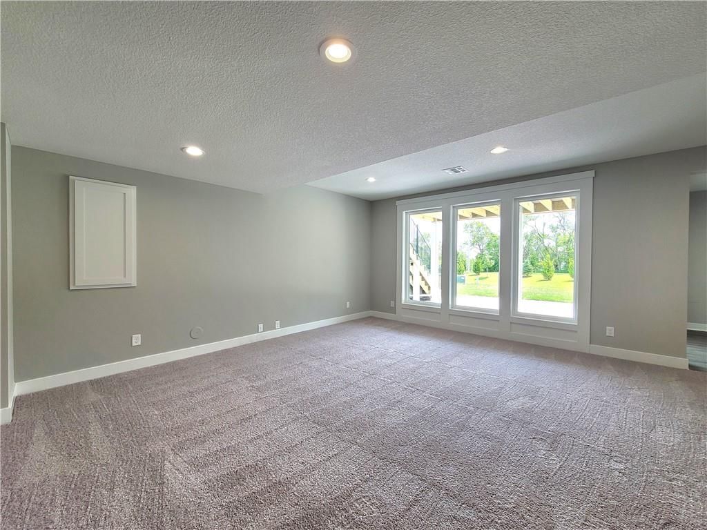 18268 Century Street — photo 43