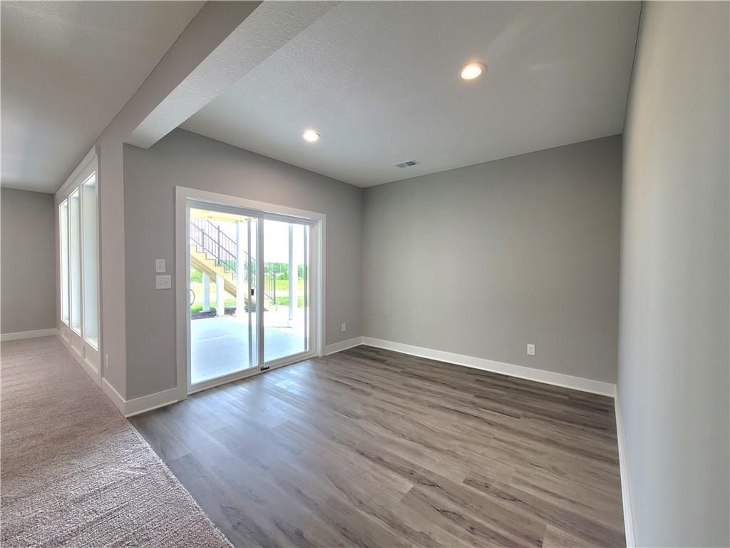 18268 Century Street — photo 46