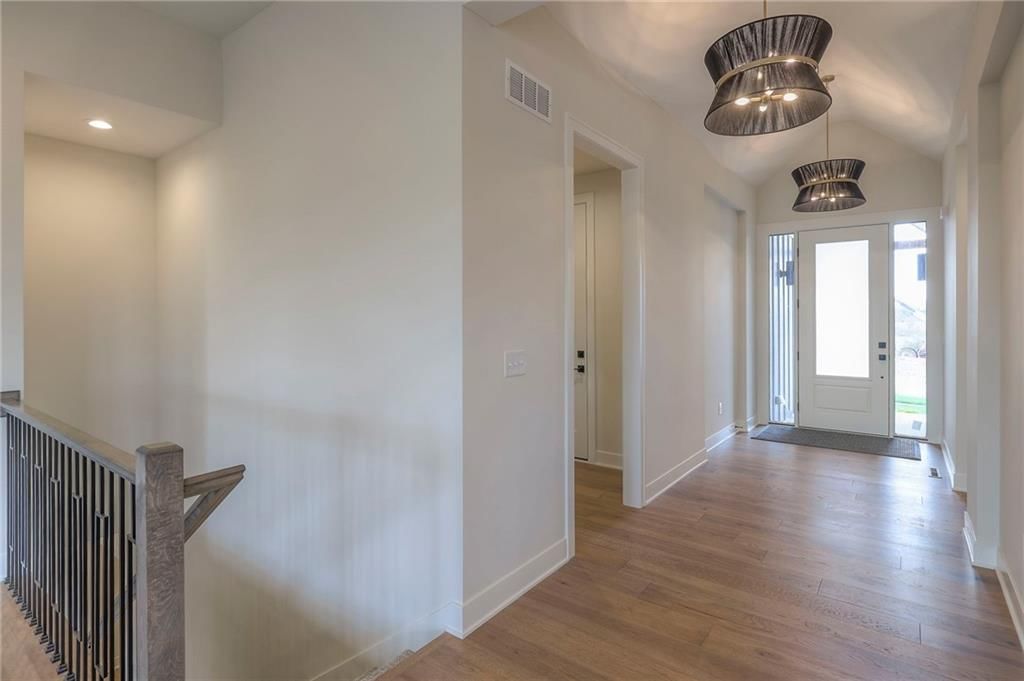906 Savannah Lane — photo 5