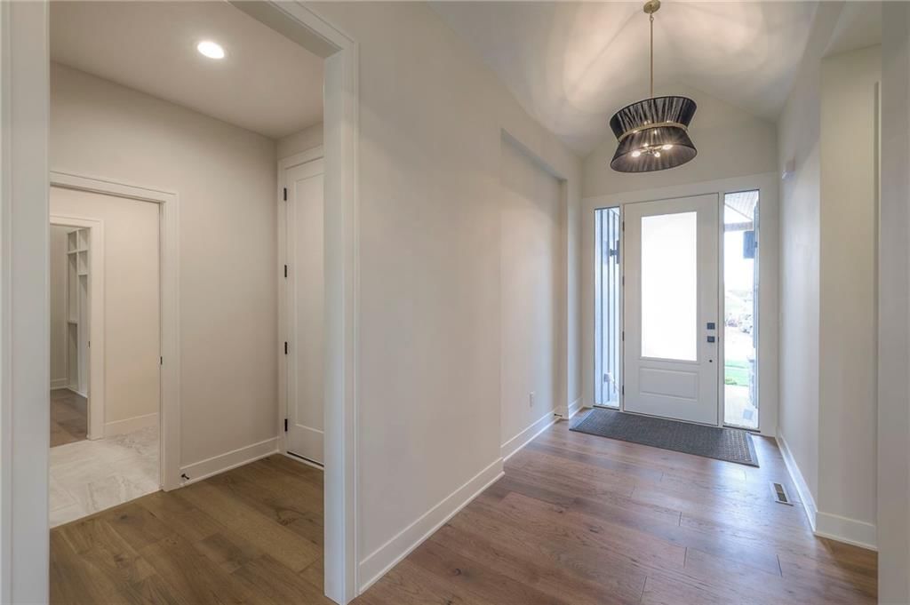 906 Savannah Lane — photo 6