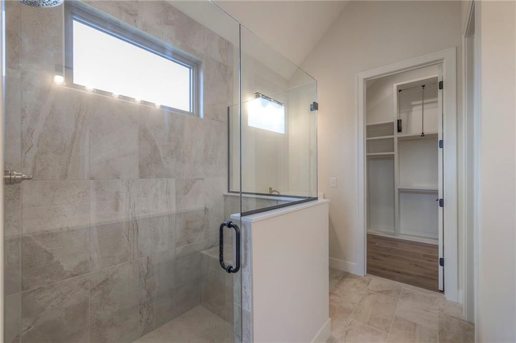 906 Savannah Lane — photo 32
