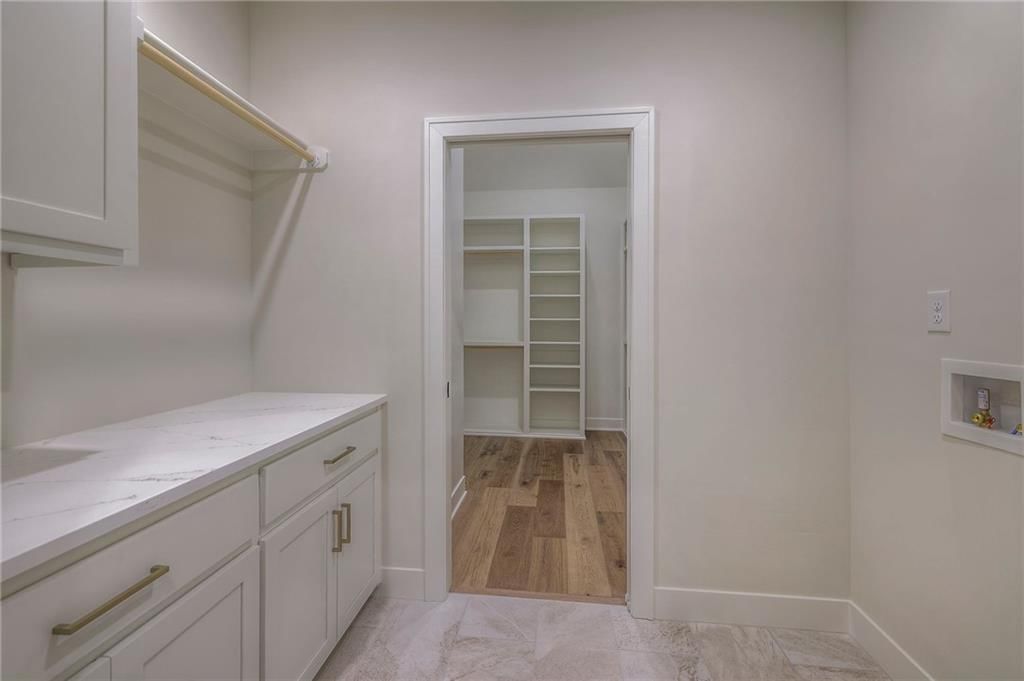 906 Savannah Lane — photo 37