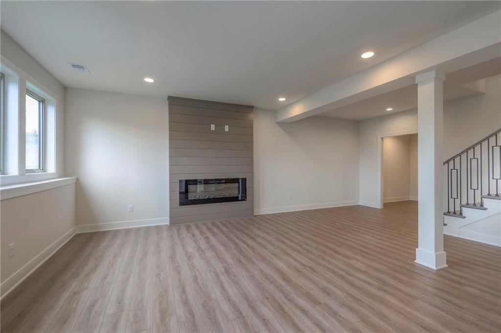 906 Savannah Lane — photo 42
