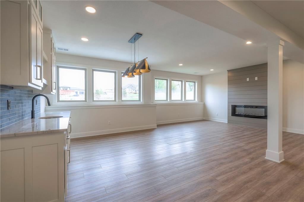 906 Savannah Lane — photo 46