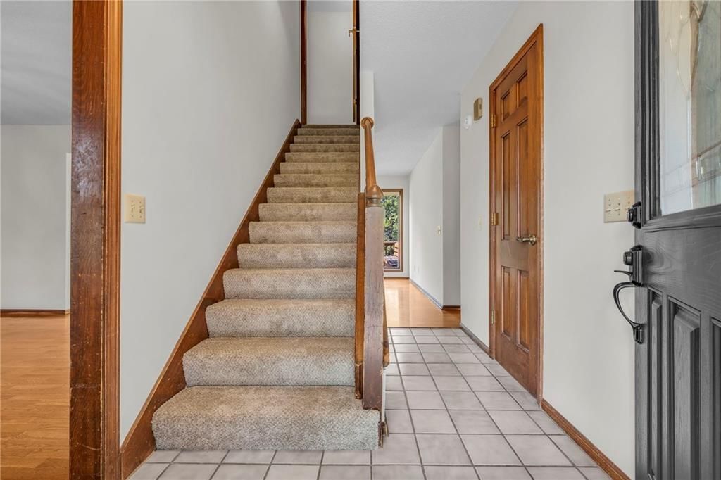 1105 Flicker Avenue — photo 6