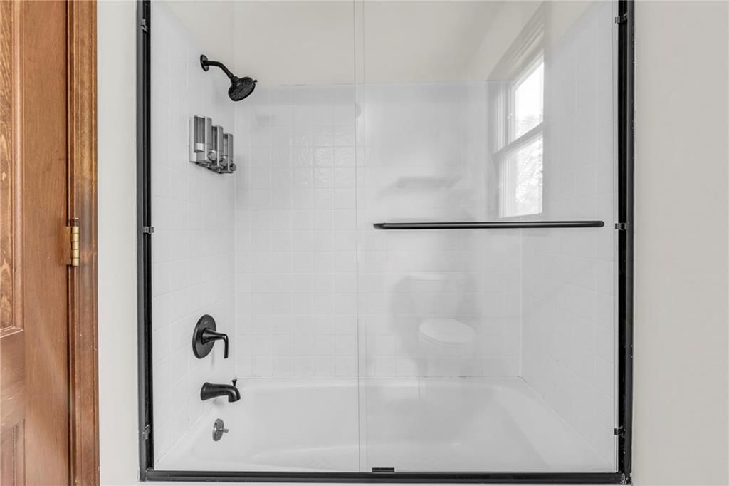 1105 Flicker Avenue — photo 44