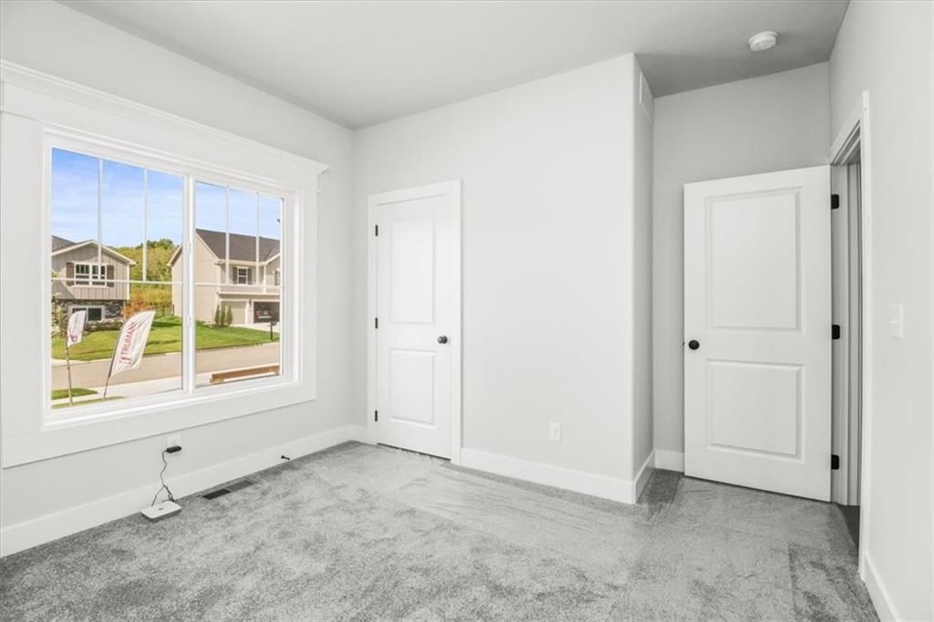4108 SE Adams Drive — photo 5