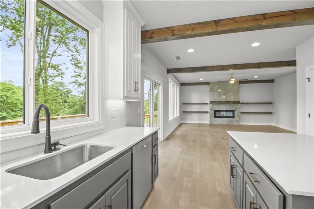 3912 SE Adams Drive — photo 10