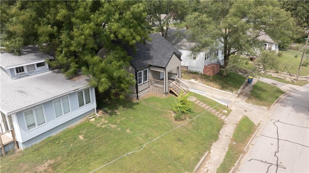 106 S Maple Street — photo 5
