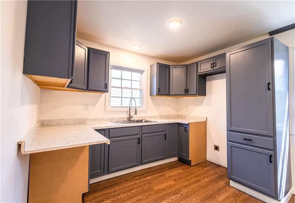 106 S Maple Street — photo 9