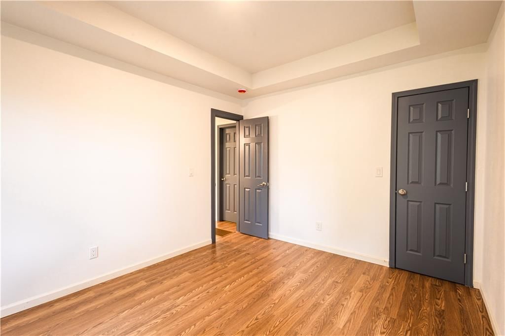 106 S Maple Street — photo 18