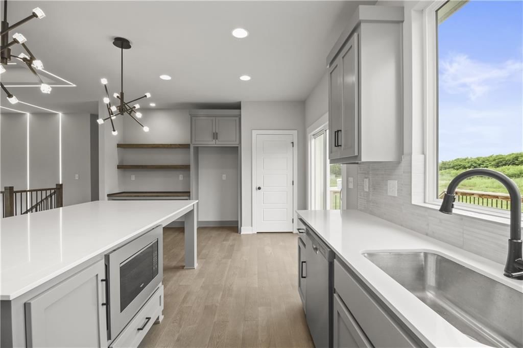 4113 SE Adams Drive — photo 8