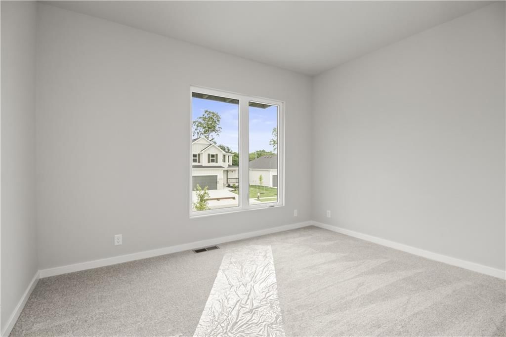 4113 SE Adams Drive — photo 12