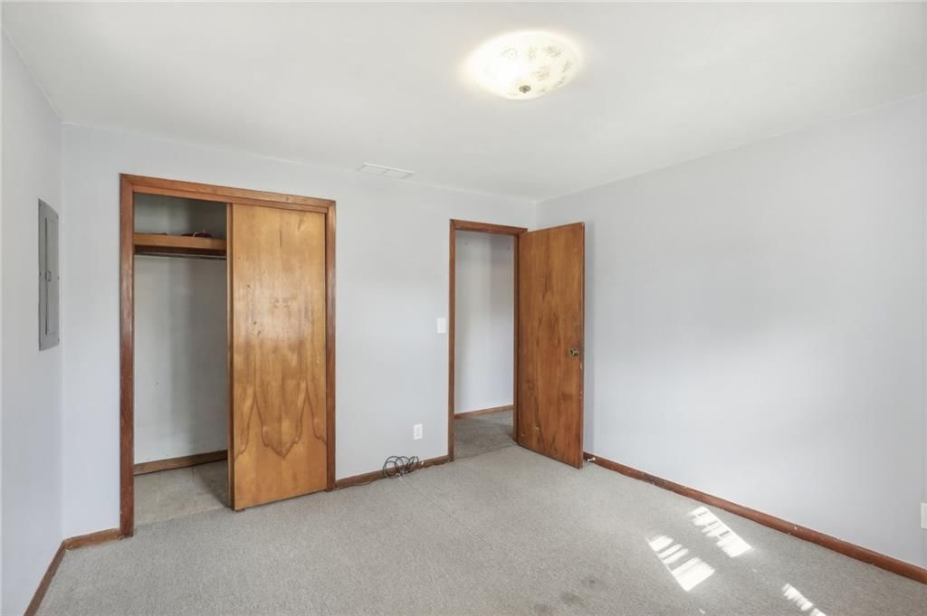 822 W 10th Street — photo 25