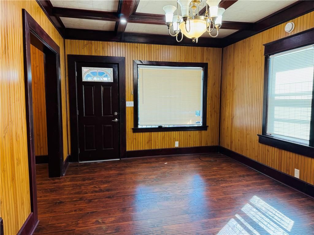 1024 Elmwood Avenue — photo 3