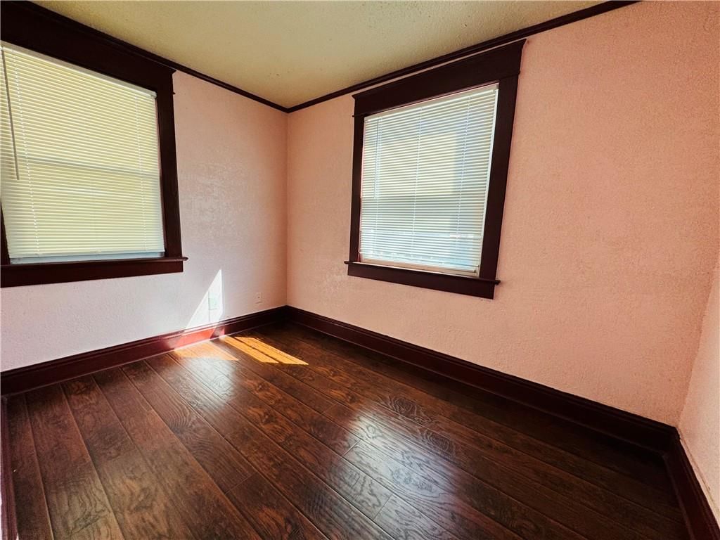 1024 Elmwood Avenue — photo 10
