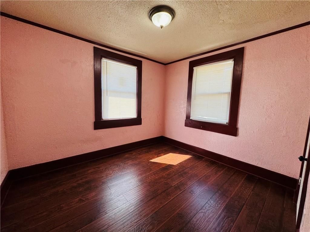 1024 Elmwood Avenue — photo 14