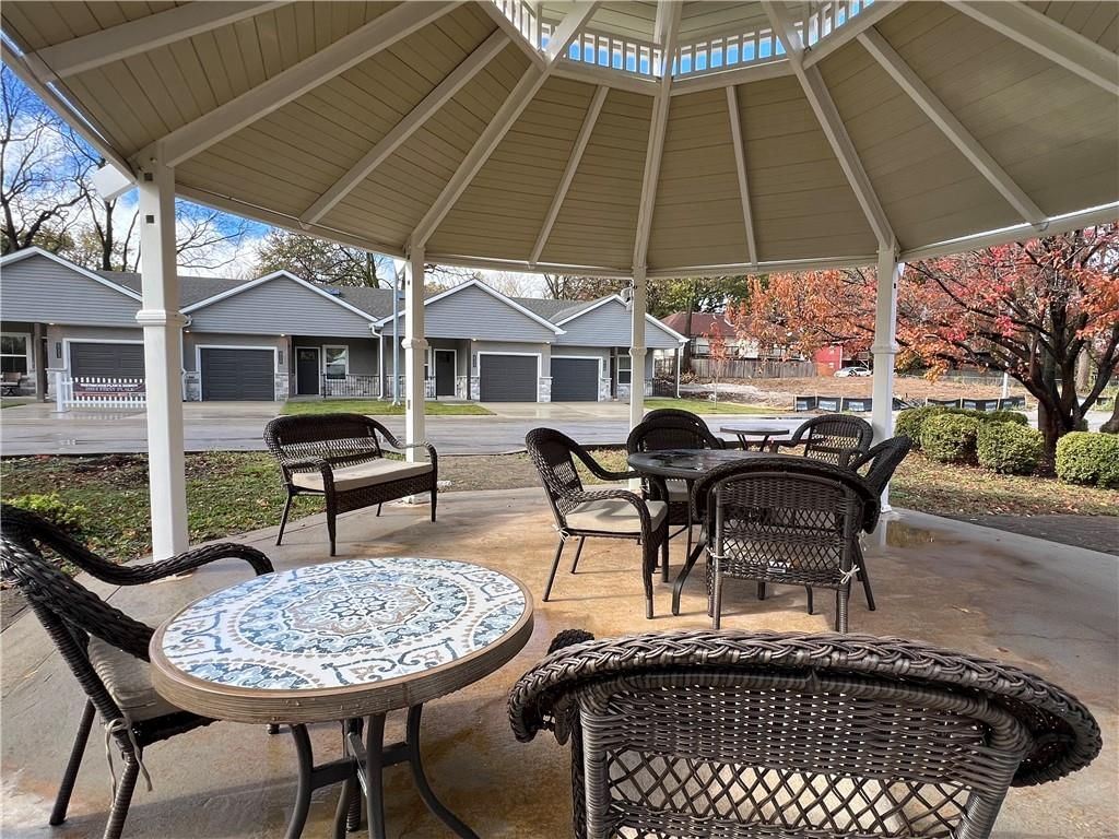 5826 Hunter Court — photo 37