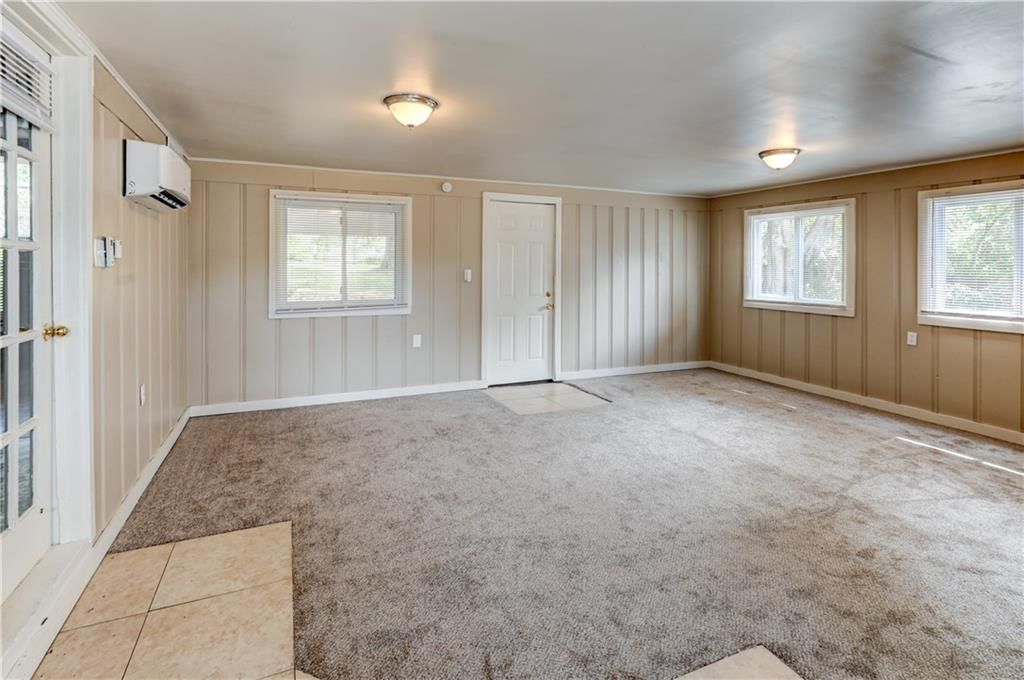 Photo 3 of 41 - 7821 Elm Avenue