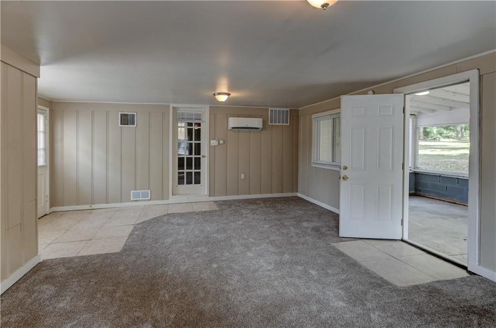 Photo 7 of 41 - 7821 Elm Avenue