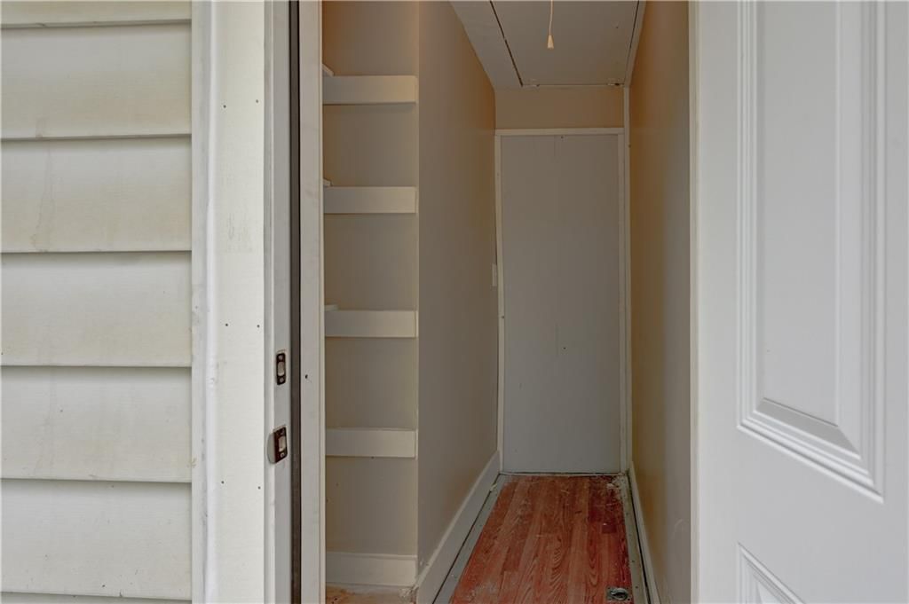 Photo 30 of 41 - 7821 Elm Avenue